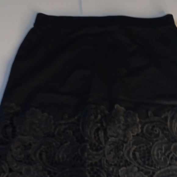 Haute Monde Black Skirt - Picture 4 of 7